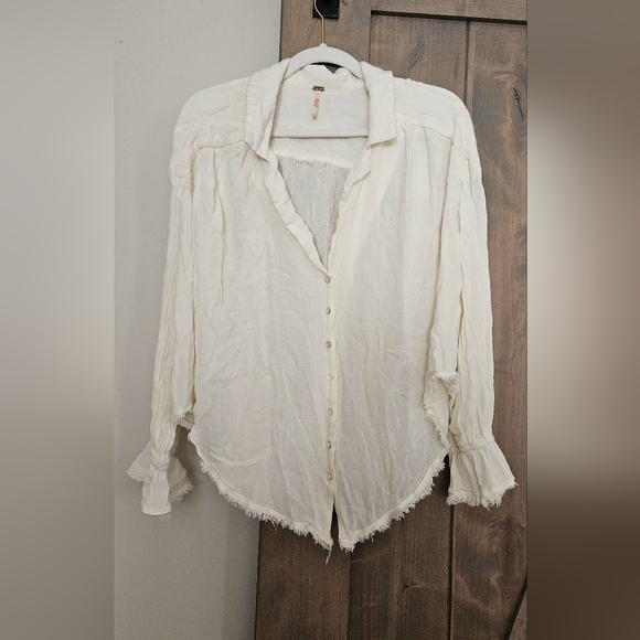FREE PEOPLE Olivia Smocked Top vanilla cream. Size Small - Picture 8 of 16